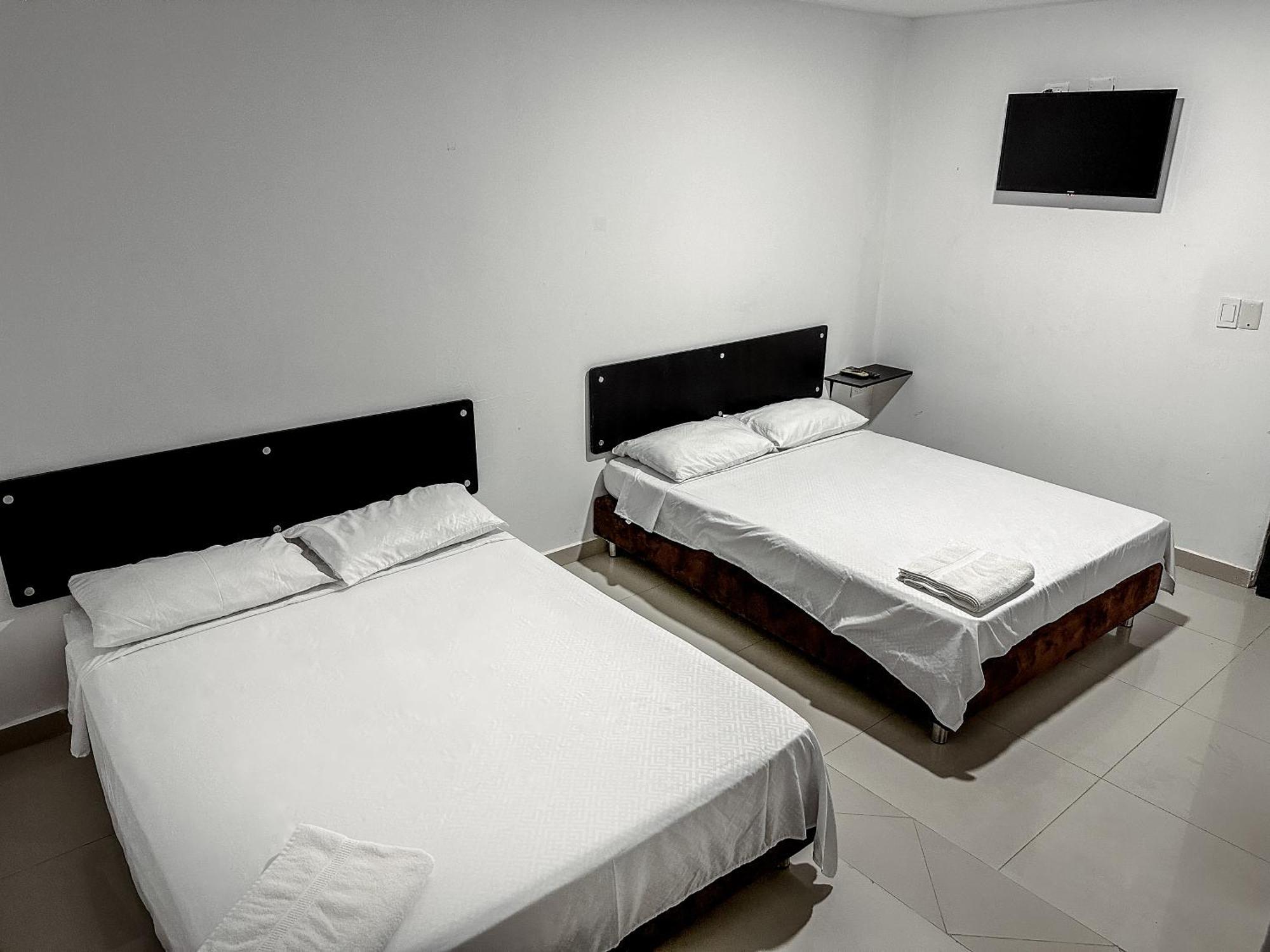Hotel Bazurto Plaza Cartagena Kültér fotó