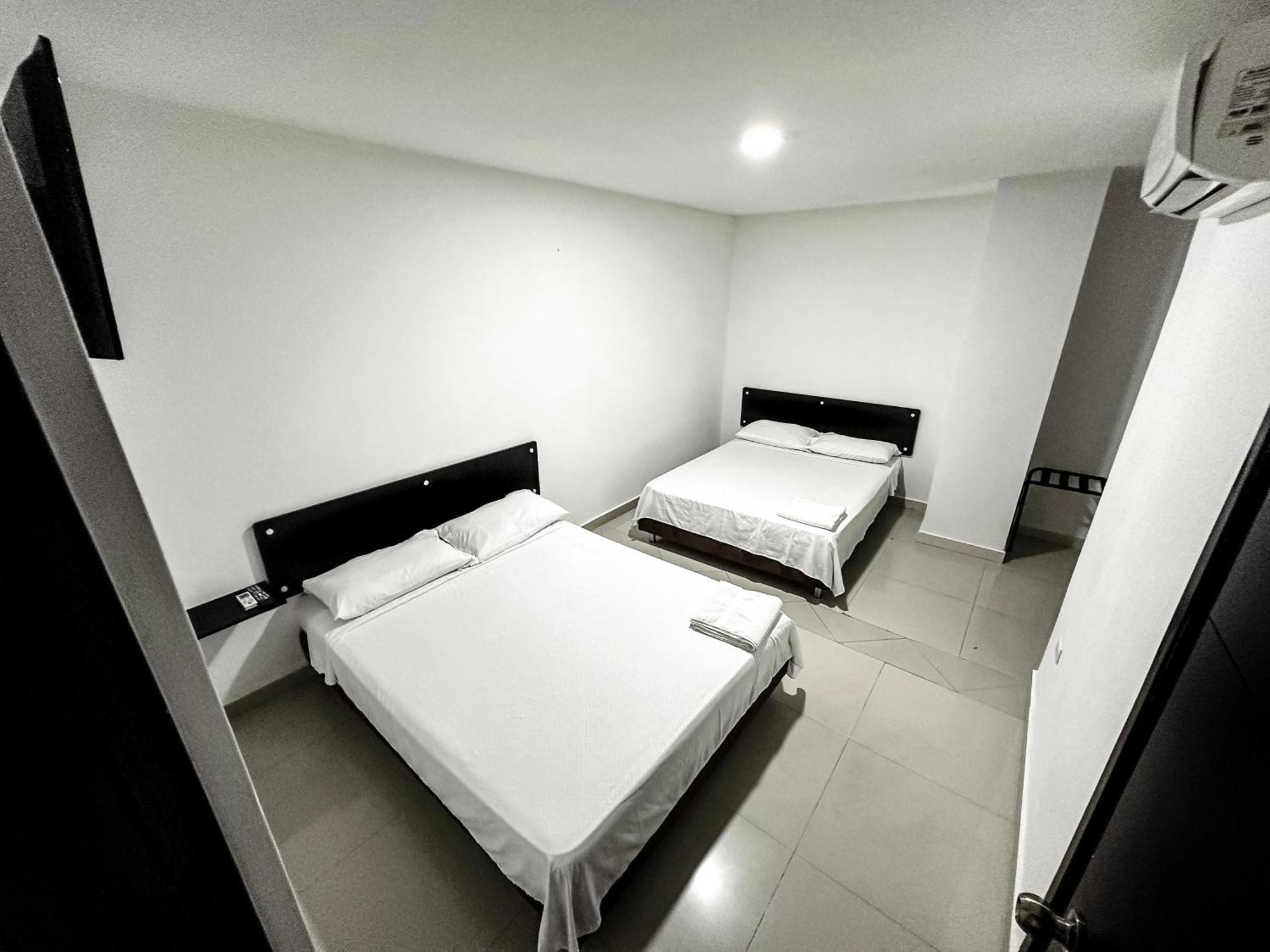Hotel Bazurto Plaza Cartagena Kültér fotó
