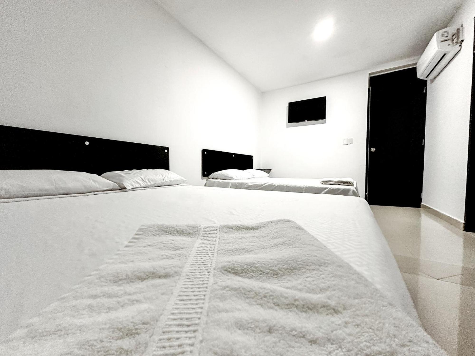 Hotel Bazurto Plaza Cartagena Kültér fotó
